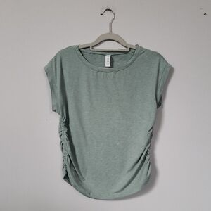 Balance Collection Top Womens M Green Ruched Knit Yoga Activewear Basic Summer